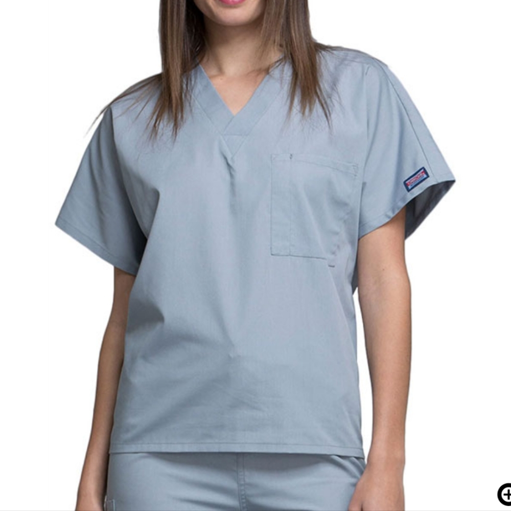 Vneck Cherokee Scrub Top Size M